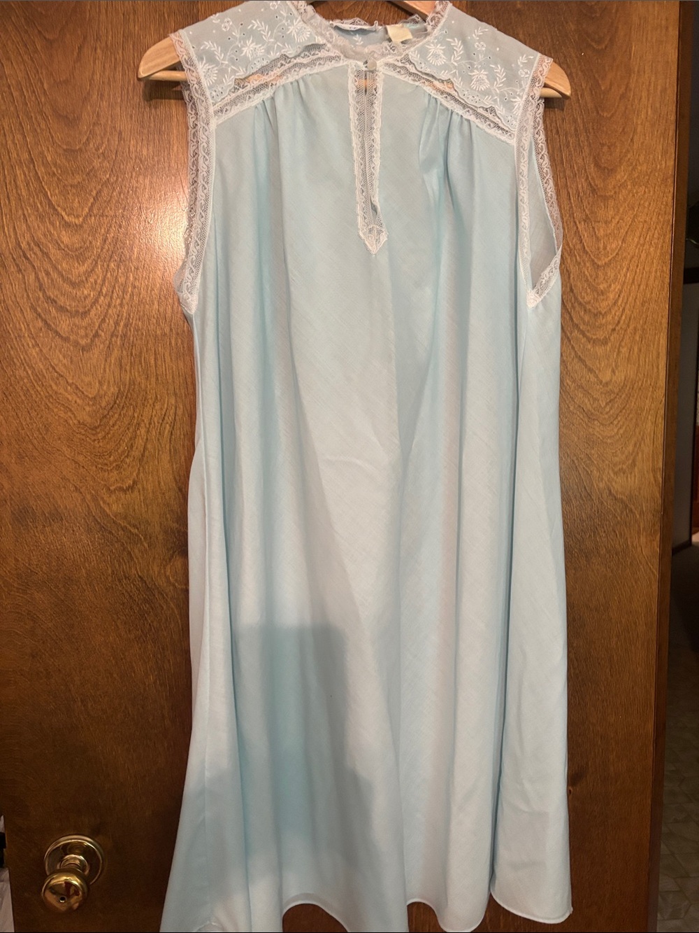 Sleeveless Light Blue Lace Yoke Nightgown - Classic Sleep Chemise